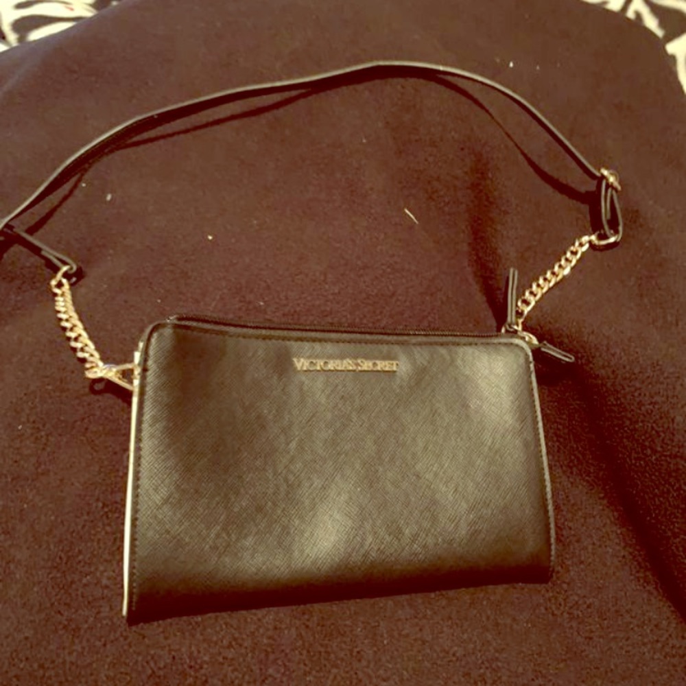 VS small crossbody